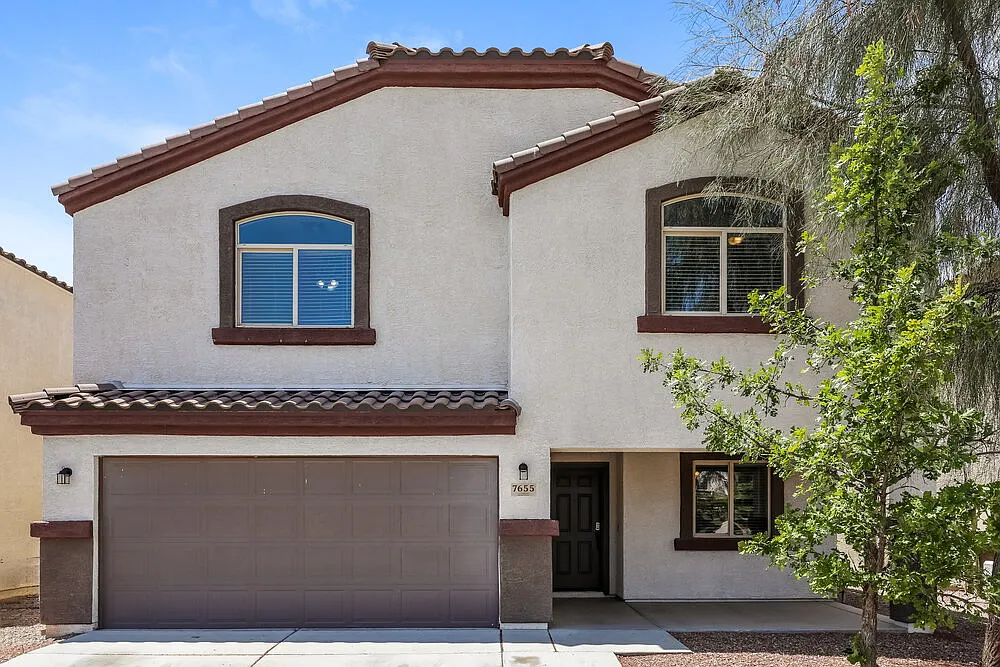 4 bed, 2.5 bath, 2311 sqft, $2,020 — Photo 1