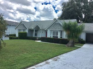 1082 Orange Grove Ln, Apopka, FL 32712