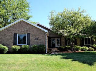 2172 Quarry Rd, East Lansing, MI 48823
