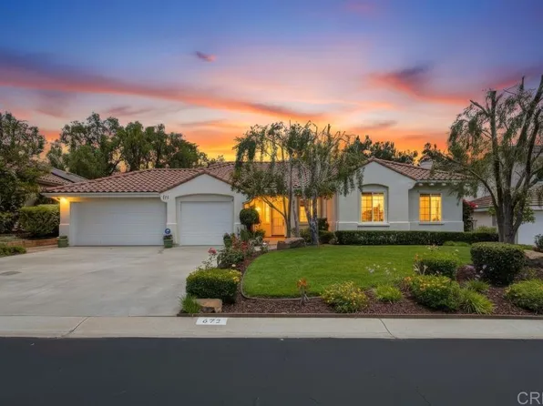 672 Inverlochy Dr, Fallbrook, CA 92028