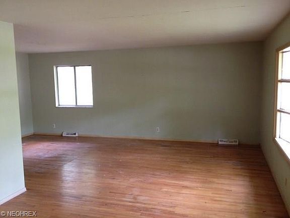 3rd image of 4501 Whitehall Dr