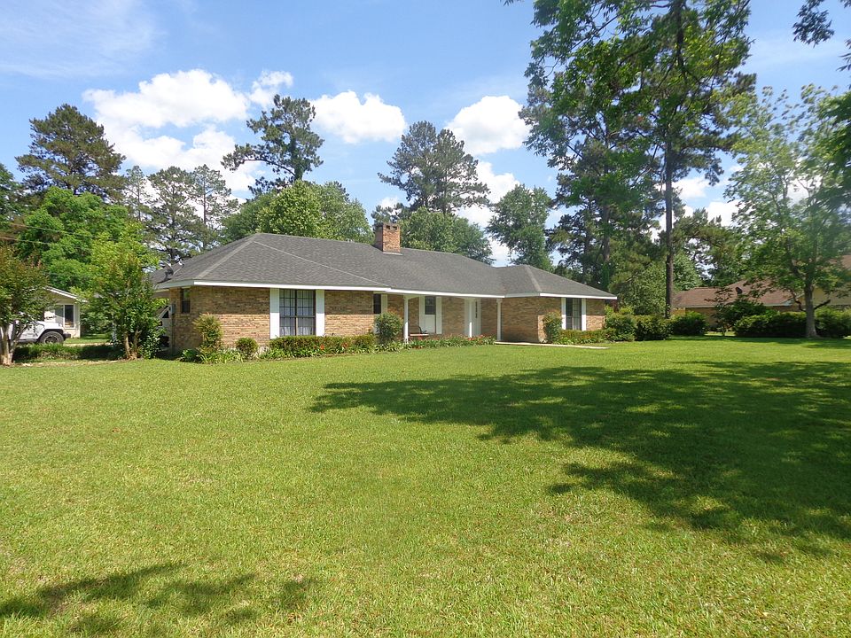 1st image of 1100 Lynnwood Dr