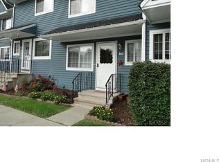 302 Covington Green Ln, Patterson, NY 12563