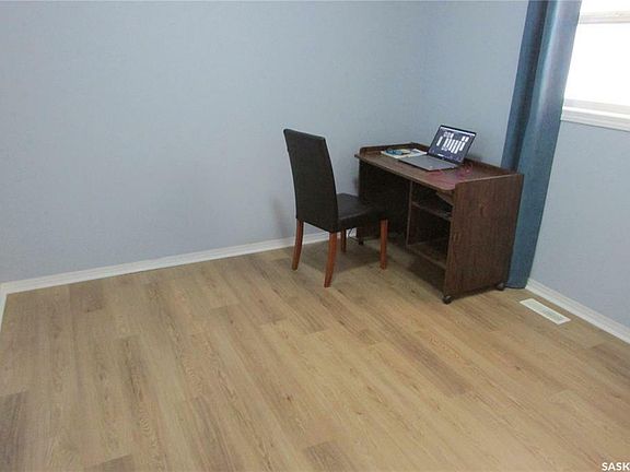 5th image of 4736 Marigold Dr