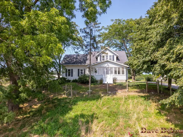 9275 Adams St, Zeeland, MI 49464