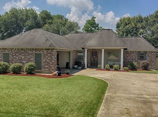 18542 Hoo Shoo Too Rd, Baton Rouge, LA 70817