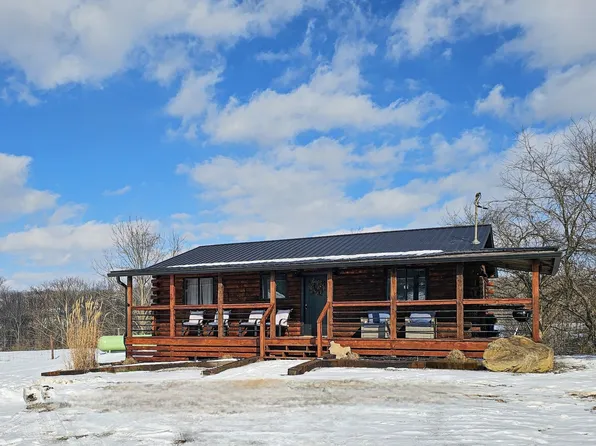 570 Blessing Rd, Patriot, OH 45658