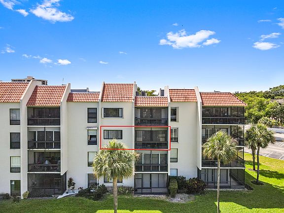 3rd image of 2500 Presidential Way APT 302