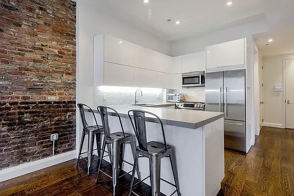 Rented by Corcoran | media 11