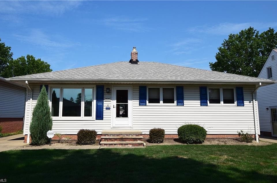 1st image of 26361 Aaron Ave