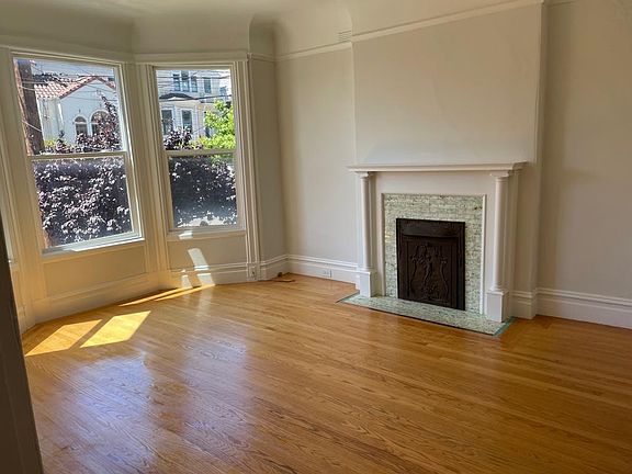 5th image of 3-4262 24th St #3
