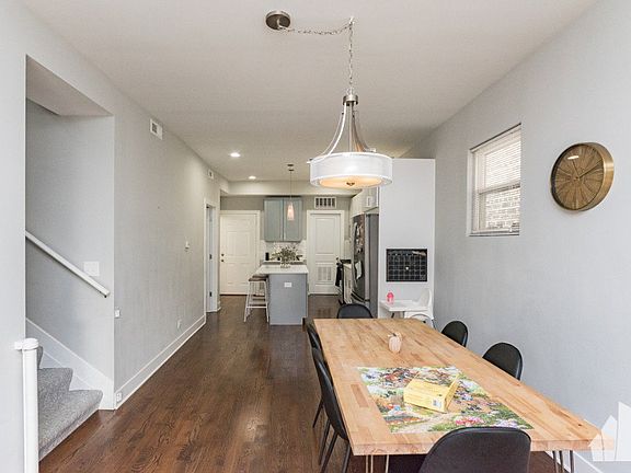 5th image of 3570 W Dickens Ave #2