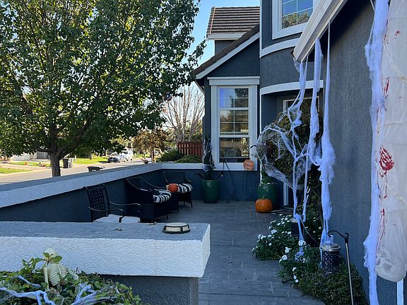 4th image of 13714 Brook Way