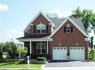 1 Ascot Ct #0, Kendall Park, NJ 08824