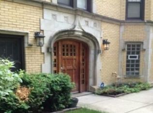 6436 N Leavitt St #E2, Chicago, IL 60645