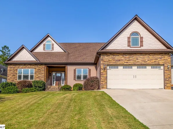 173 Woodland Ave, Inman, SC 29349