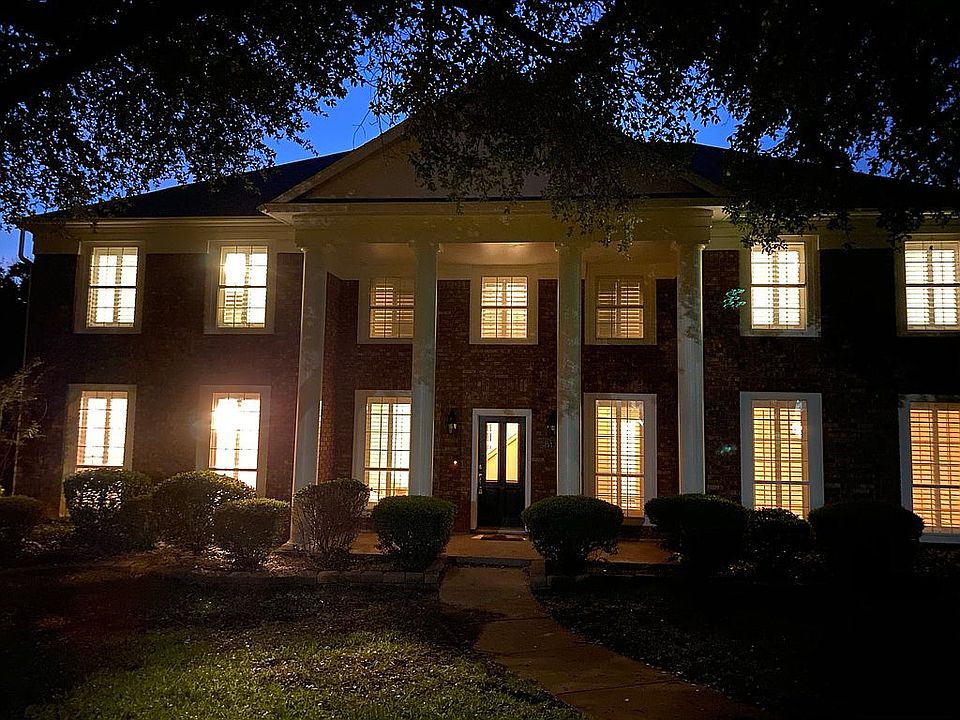1st image of 5132 Golden Ln