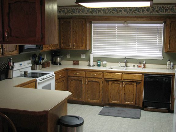 4th image of 3105 Mesa Verde St