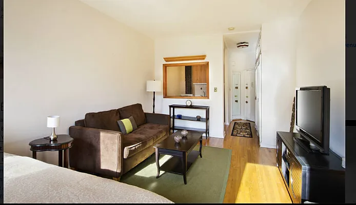 Rented by Compass | media 7