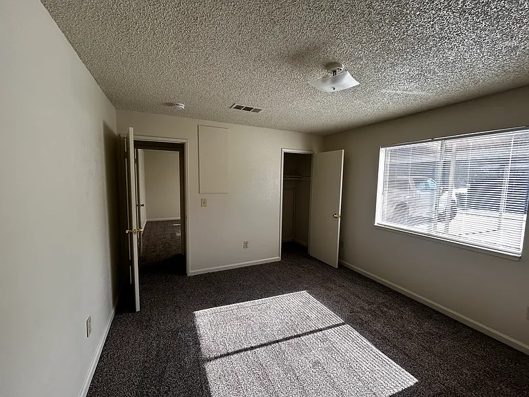 1317 Carver Rd #4 — Photo 10