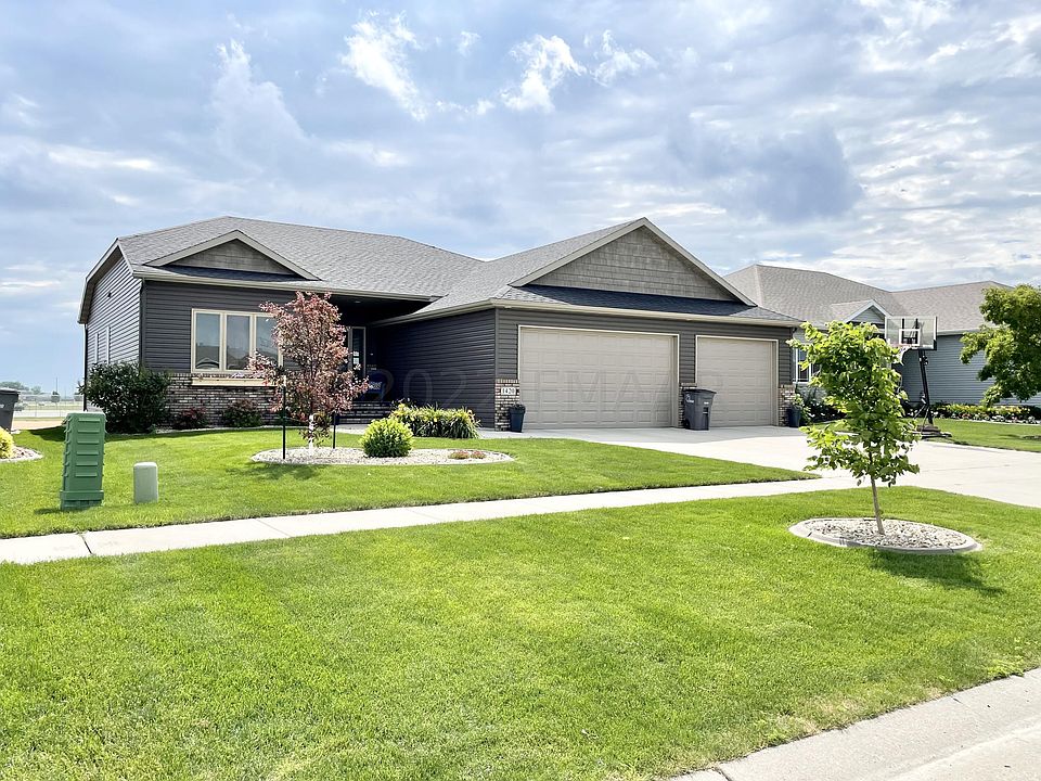 1420 36th St S, Moorhead, MN 56560 Zillow