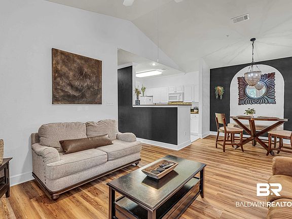 2nd image of 450 Park Ave APT 813