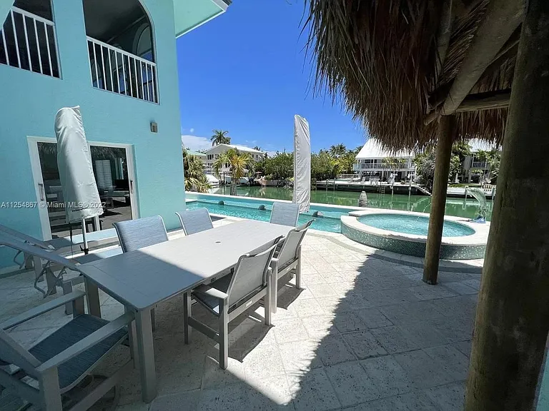 124 S Indies Dr — Photo 23