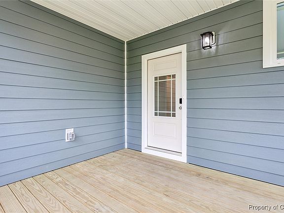 2nd image of 8280 Mobjack Ln