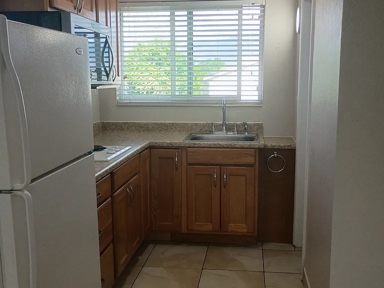 4729 S 1175 W — Photo 5