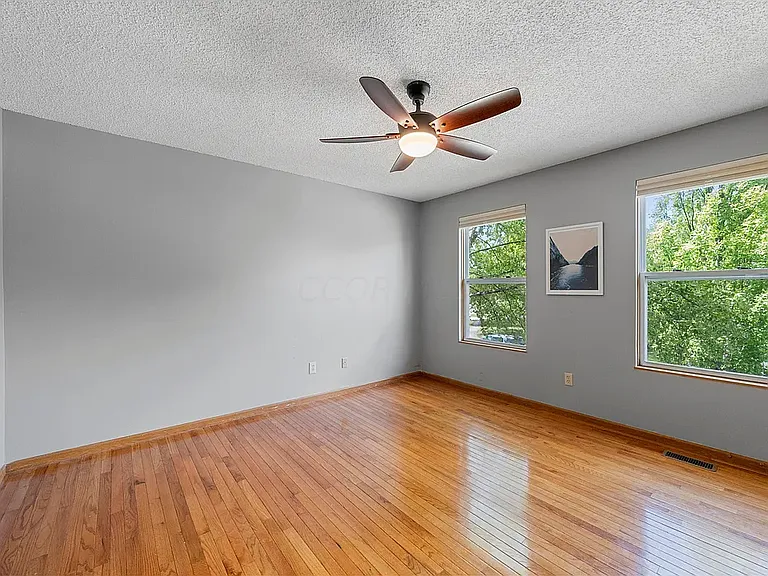 5131 Aurora Dr — Photo 12