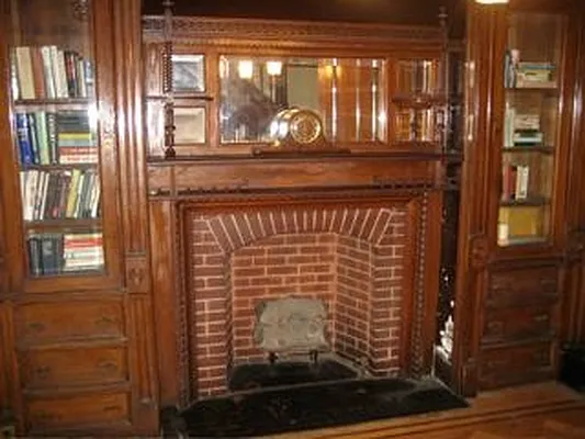 Sold by Kings Court Real Estate | media 11