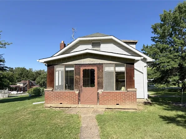 1661 Amy Ln, Irwin, PA 15642