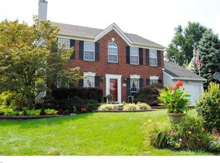 2118 Green Ridge Dr, Warrington, PA 18976