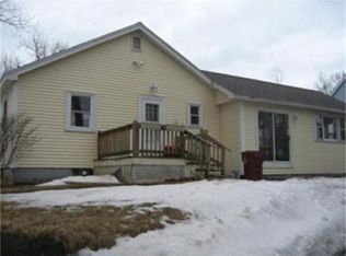 61 Bishop St, Lowell, MA 01852