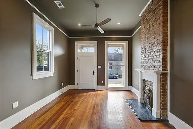 3437 Baronne St — Photo 3
