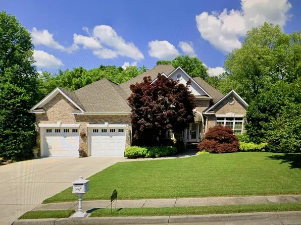 1002 Wimbledon Dr, Dalton, GA 30720