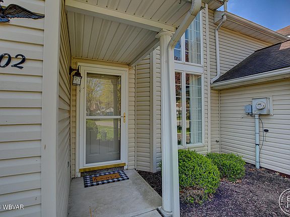 2nd image of 2602 Haas Ln