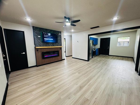223 NE 19th Ave Unit 223