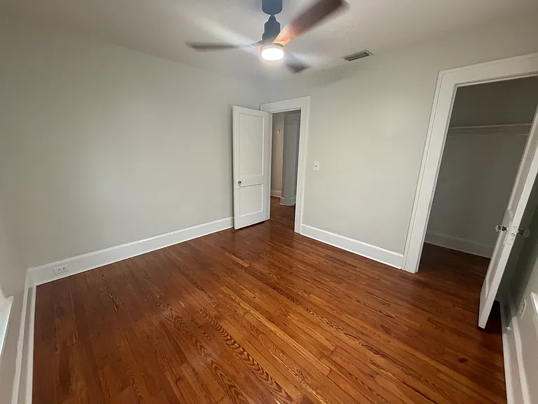 2101 Auburn St S — Photo 17