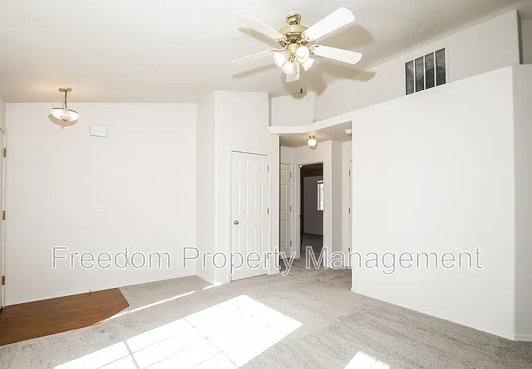 2135 S Crimson Rose Way — Photo 7