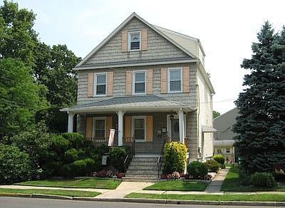 2nd image of 99 Oak St #1