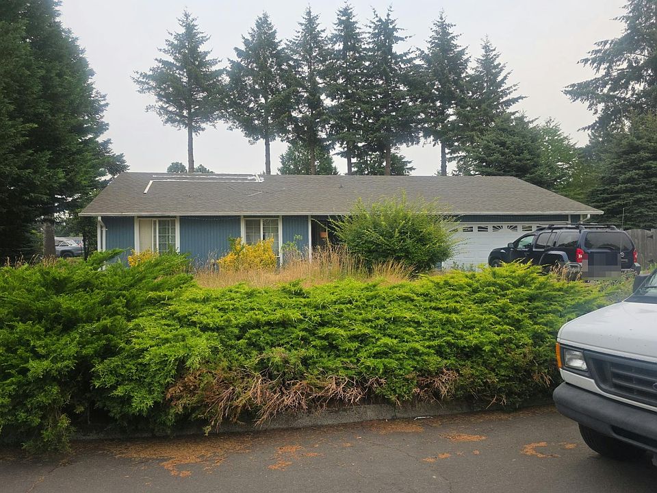 1st image of 211 NE 149th Ave