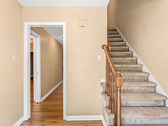 2nd image of 2416 Cottage Pl