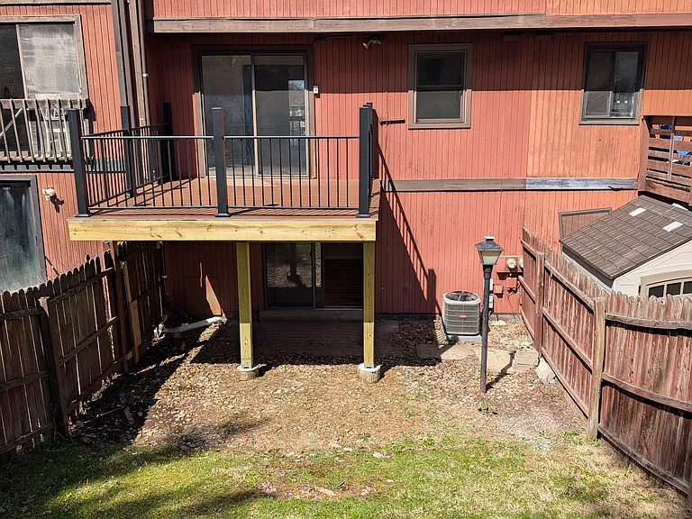 215 Parkwood Dr #MAIN — Photo 11