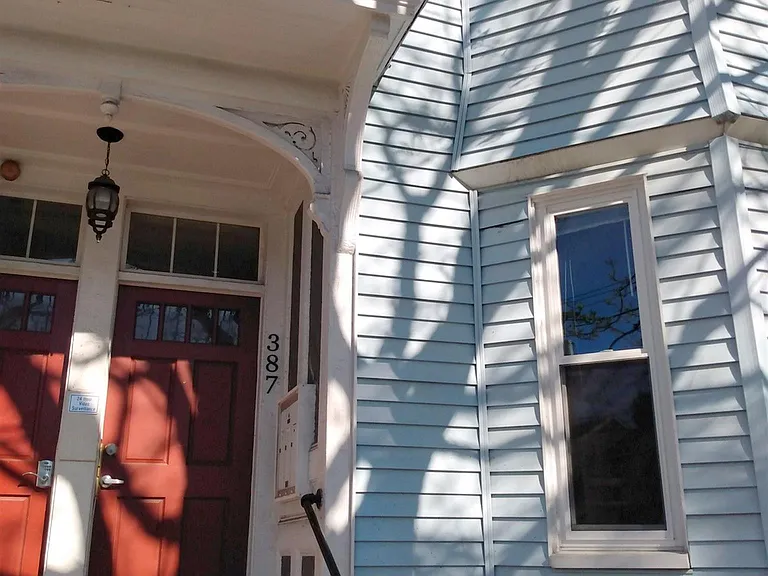 377 Columbia St #2 — Photo 18