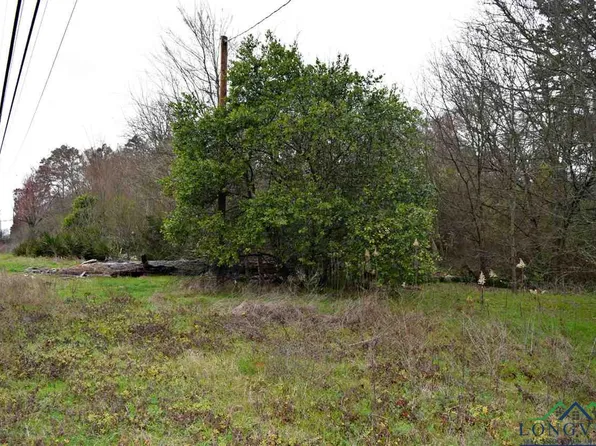 W First Hughes Spgs, Hughes Springs, TX 75656