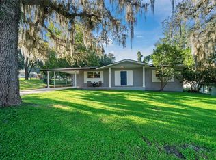 211 Sara Ln, Leesburg, FL 34748