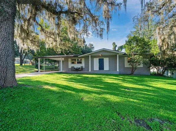 211 Sara Ln, Leesburg, FL 34748