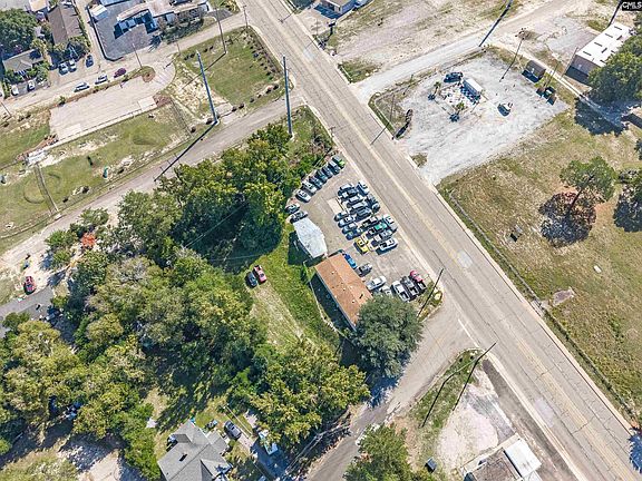 4th image of 1930 Augusta Rd