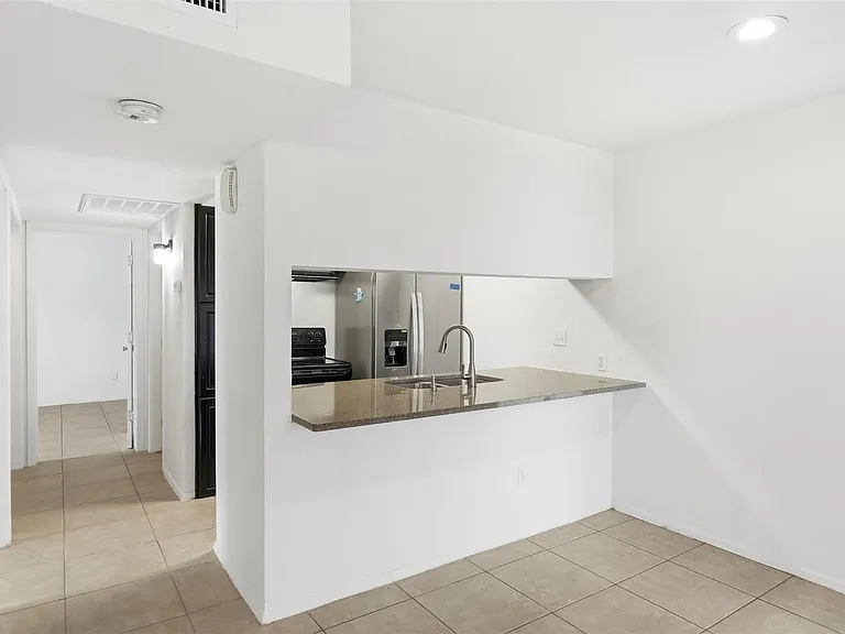 10501 South Dr #288 — Photo 12
